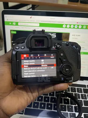 Canon Eos 80d With 18-55mm Kit Lens