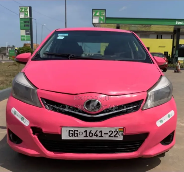 Toyota Vitz 2012 Pink