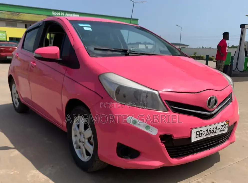 Toyota Vitz 2012 Pink