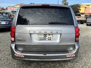 Dodge Caravan 2013 Gray