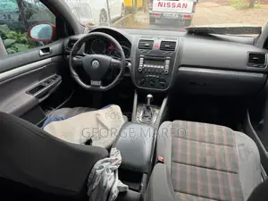 Volkswagen Golf GTI 2009 Red