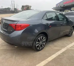 Toyota Corolla 2017 Gray