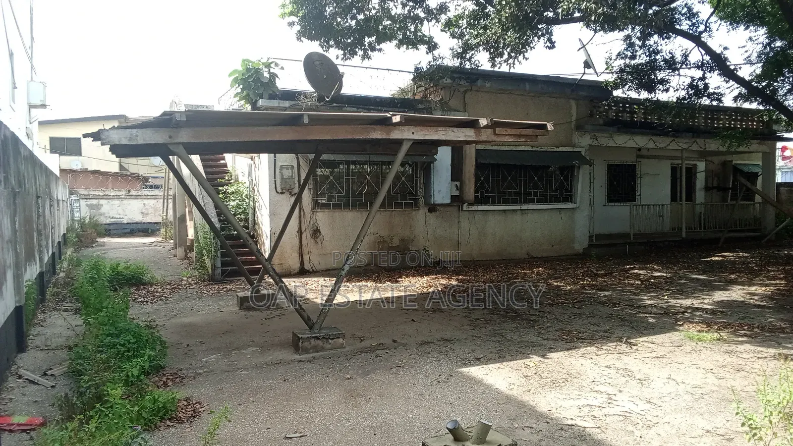 4bdrm House in Bubuashie, Ola Balm for sale