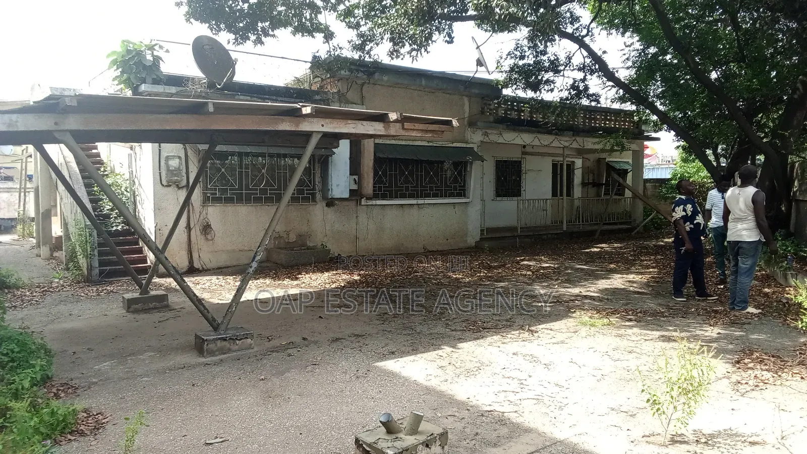 4bdrm House in Bubuashie, Ola Balm for sale