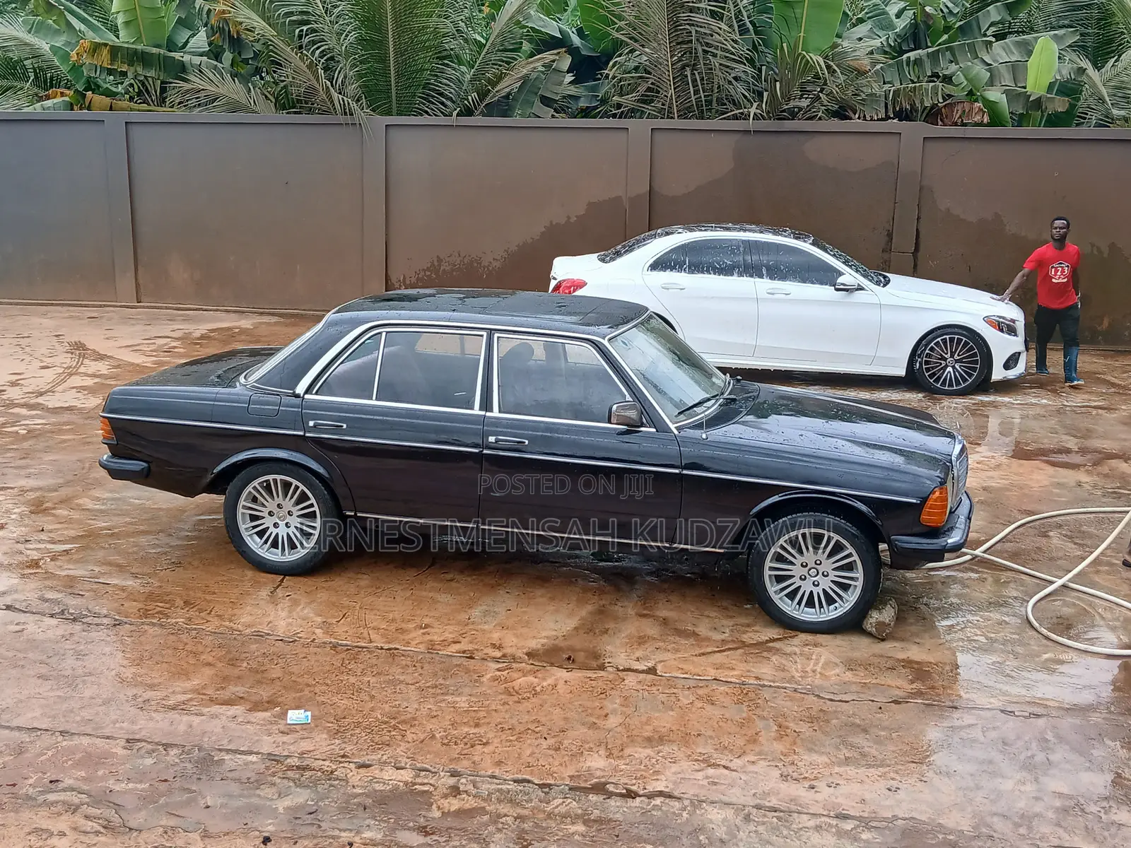 Mercedes-Benz 200 1980 Black