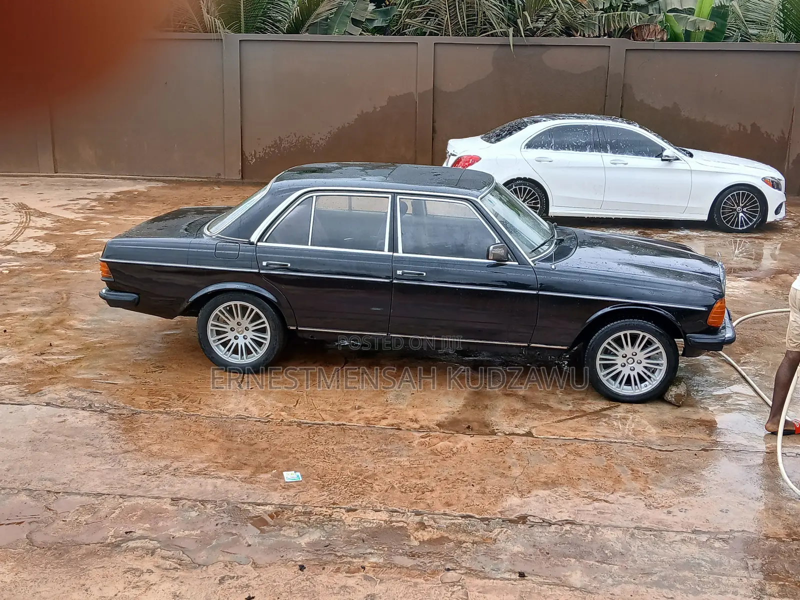 Mercedes-Benz 200 1980 Black