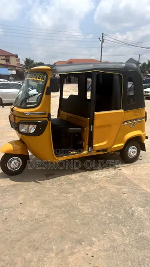 TVS King Deluxe Plus iTouch Start 2026 Yellow