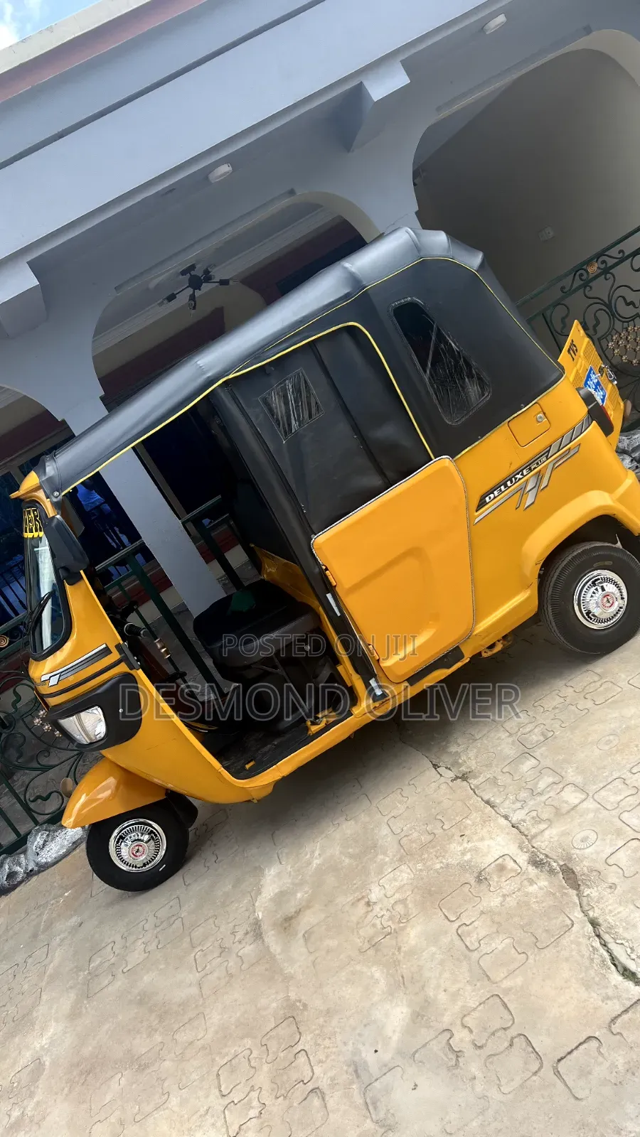 TVS King Deluxe Plus iTouch Start 2026 Yellow