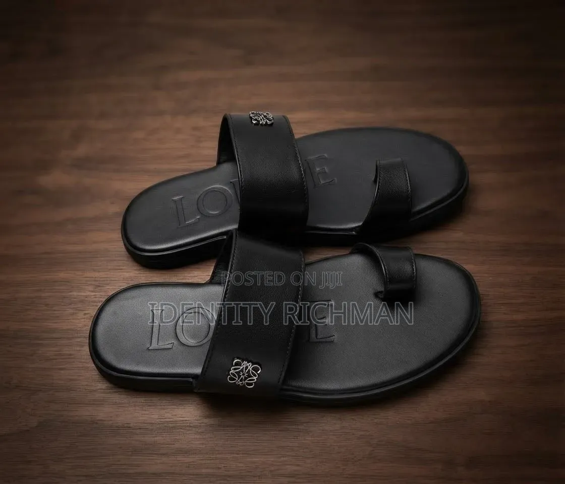 New Quality Black Slippers