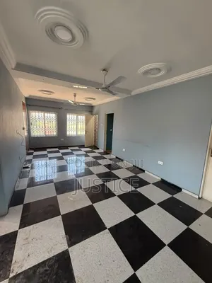 3bdrm Apartment in Westhills Mall Area for rent