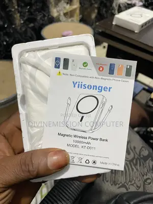 Yiisonger Wireless Power Bank 10,000 mAh, Uk  Standard With 2 Cords
