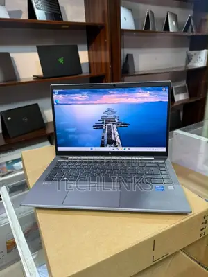 Laptop HP ZBook Firefly G8 16GB Intel Core i7 SSD 512GB