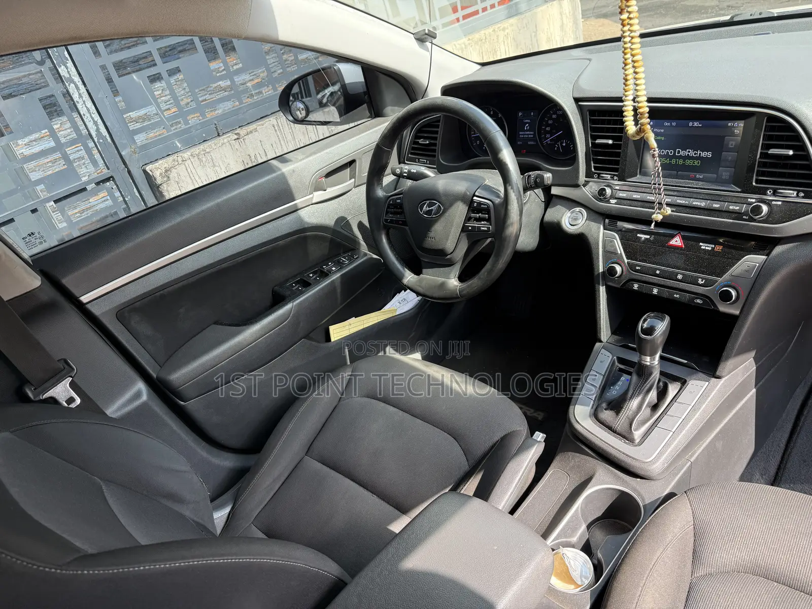 Hyundai Elantra SE Sedan FWD (2.0L 4cyl 6M) 2017 Silver