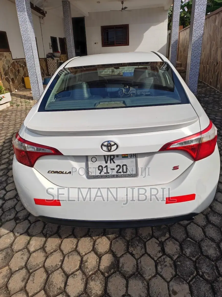 Toyota Corolla 2014 White