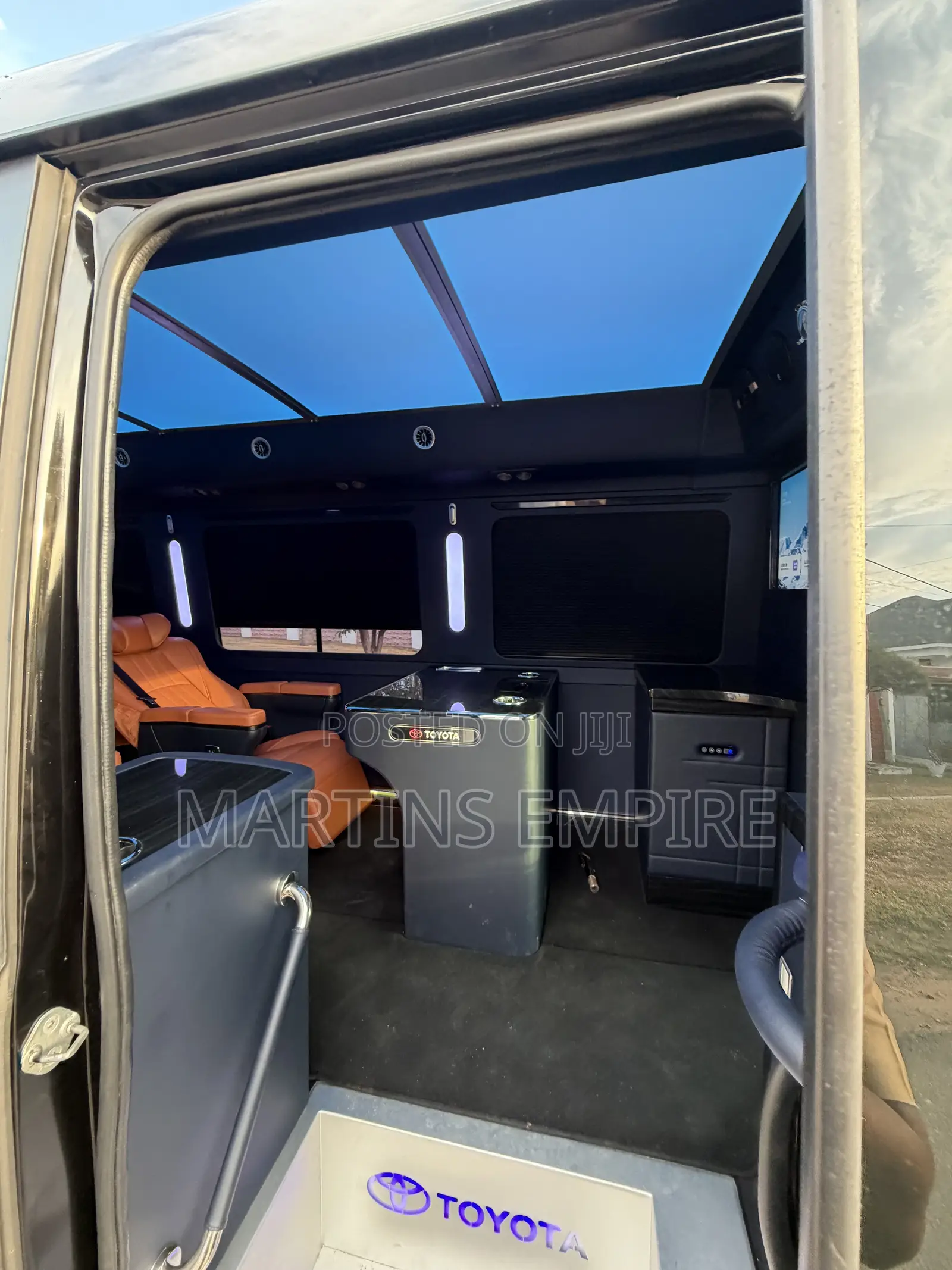 Toyota Coaster 2008 Black