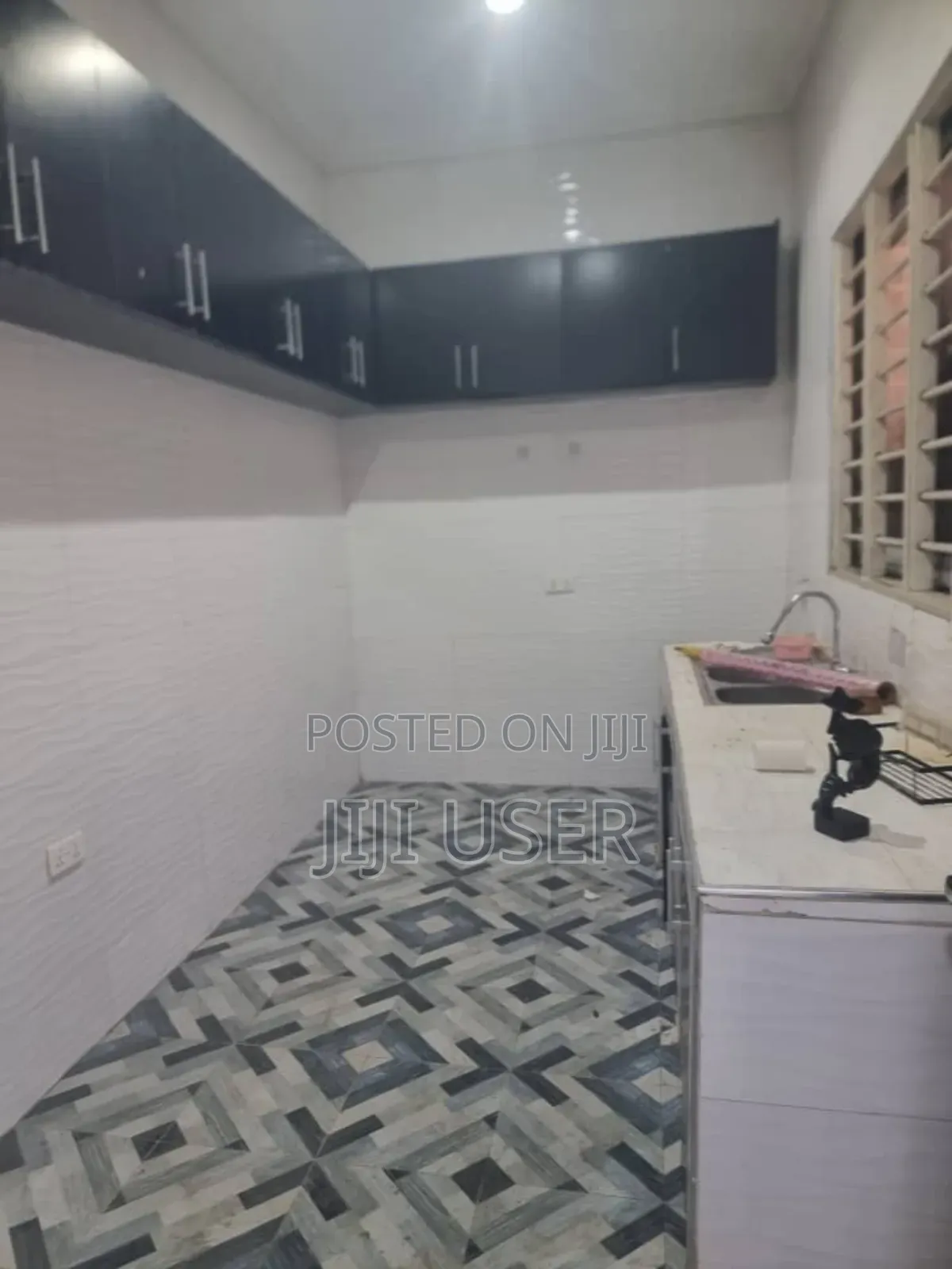 1bdrm Apartment in ......, Mallam Junction for rent