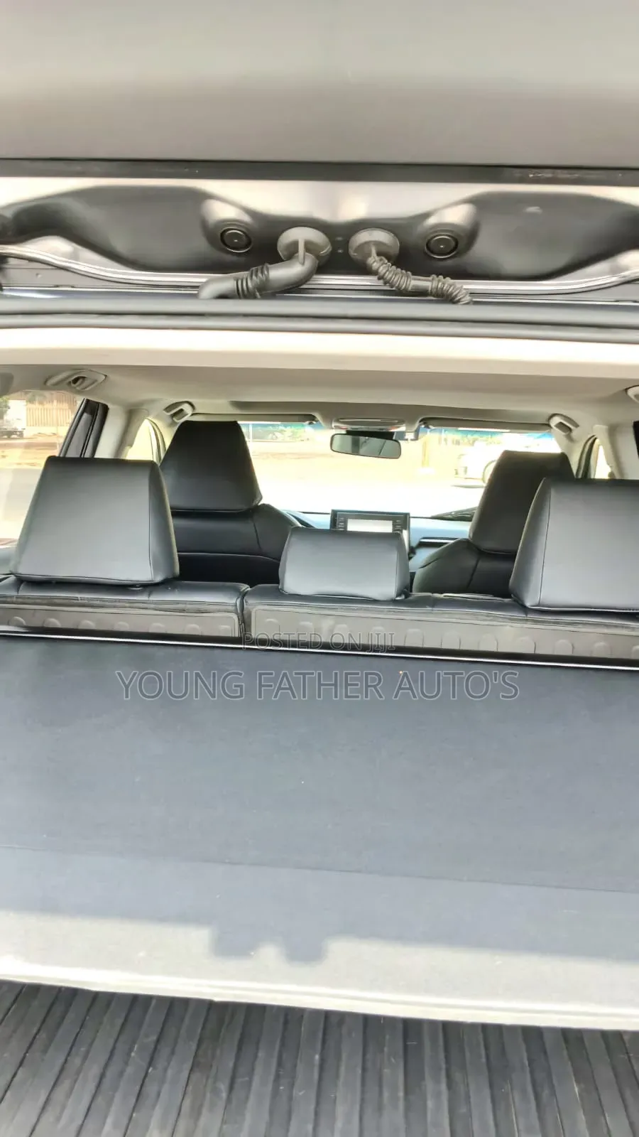 Toyota RAV4 XLE Premium AWD 2020 Gray