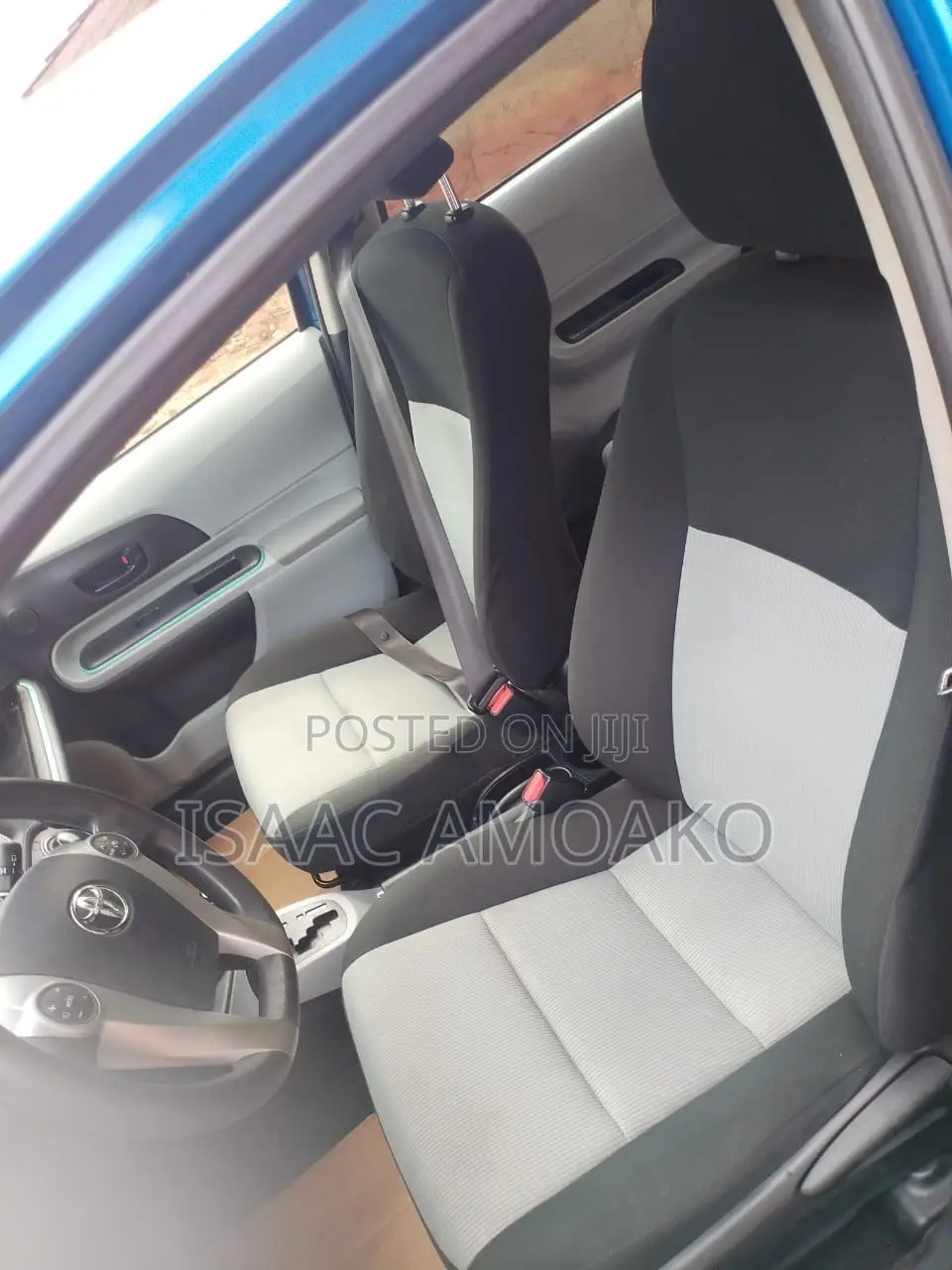 Toyota Aqua 2012 Blue
