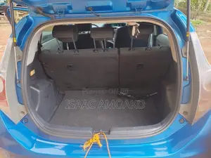 Toyota Aqua 2012 Blue