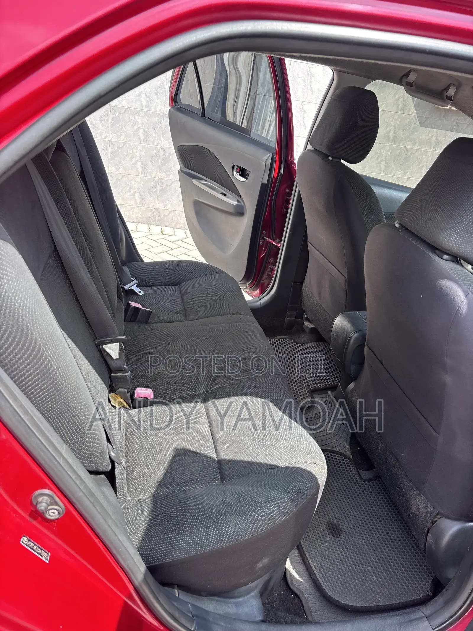 Toyota Yaris 2009 Red