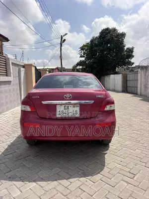Toyota Yaris 2009 Red