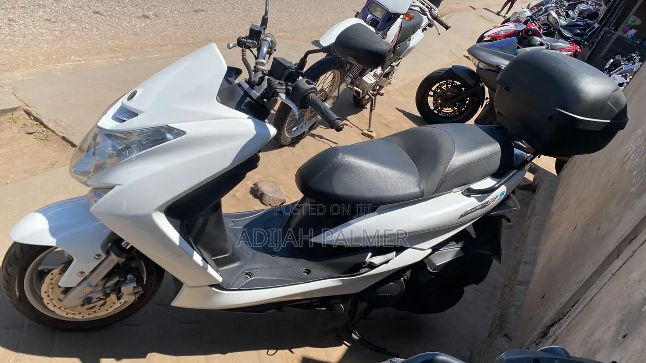Yamaha NMAX 155 2024 White