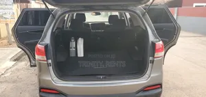 Kia Sorento Available for Hiring