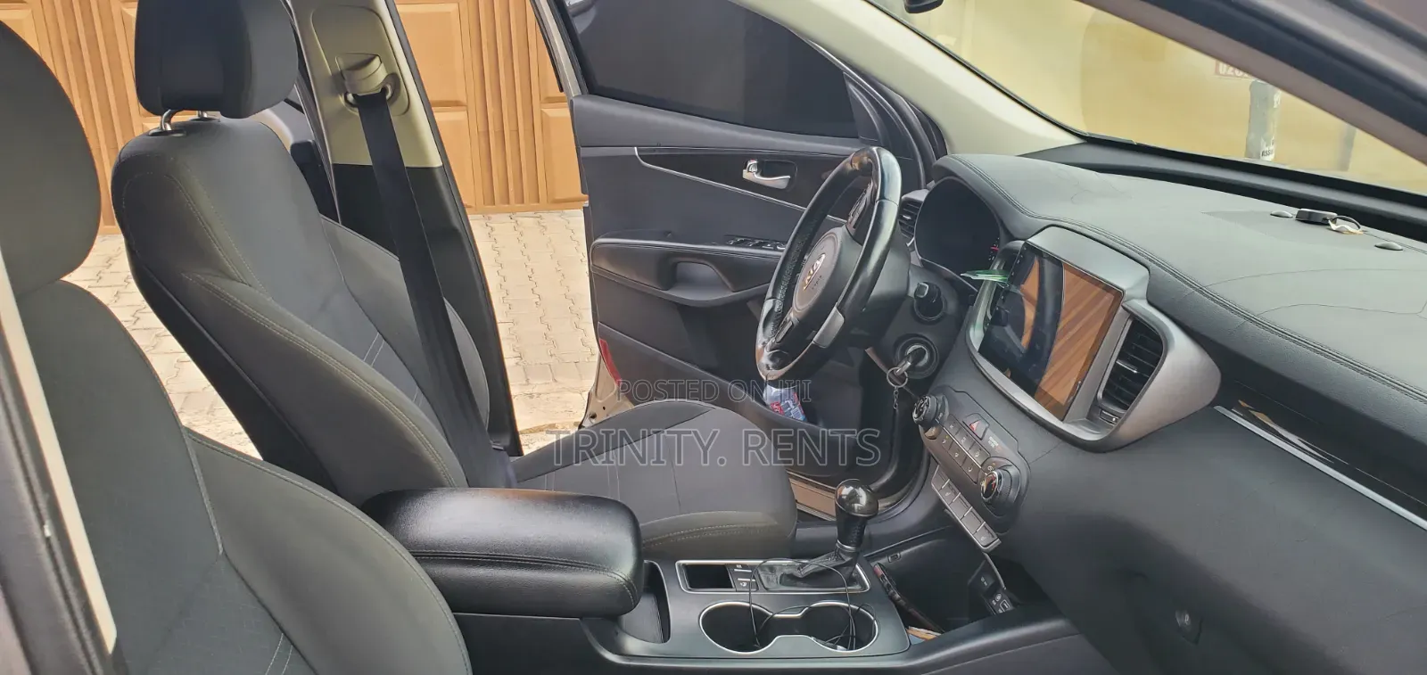 Kia Sorento Available for Hiring