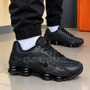 Nike All Black