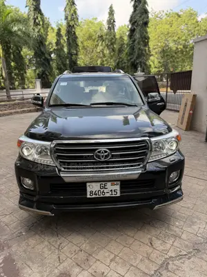 Toyota Land Cruiser 4.0 V6 GX-R 2015 Black