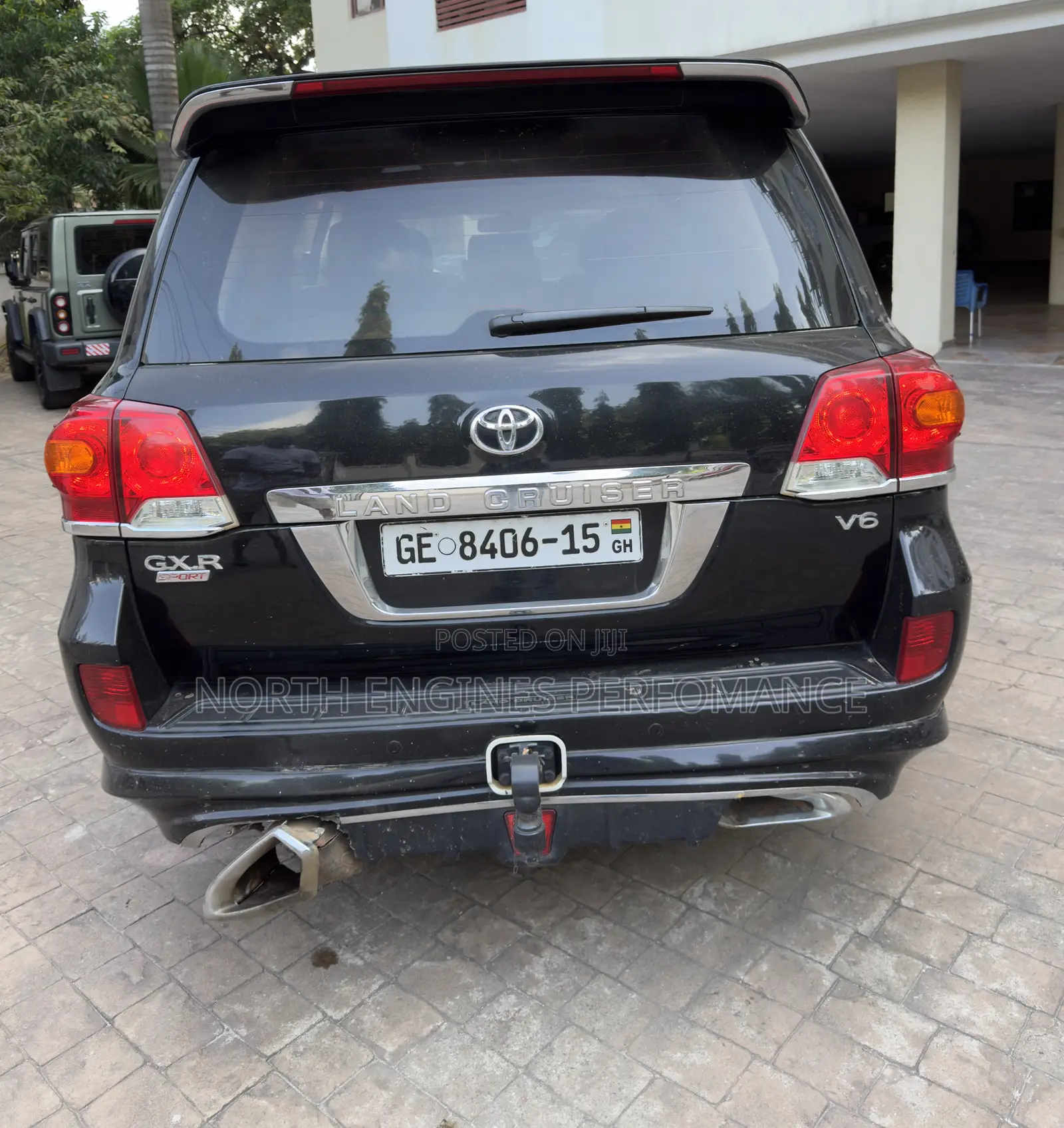 Toyota Land Cruiser 4.0 V6 GX-R 2015 Black
