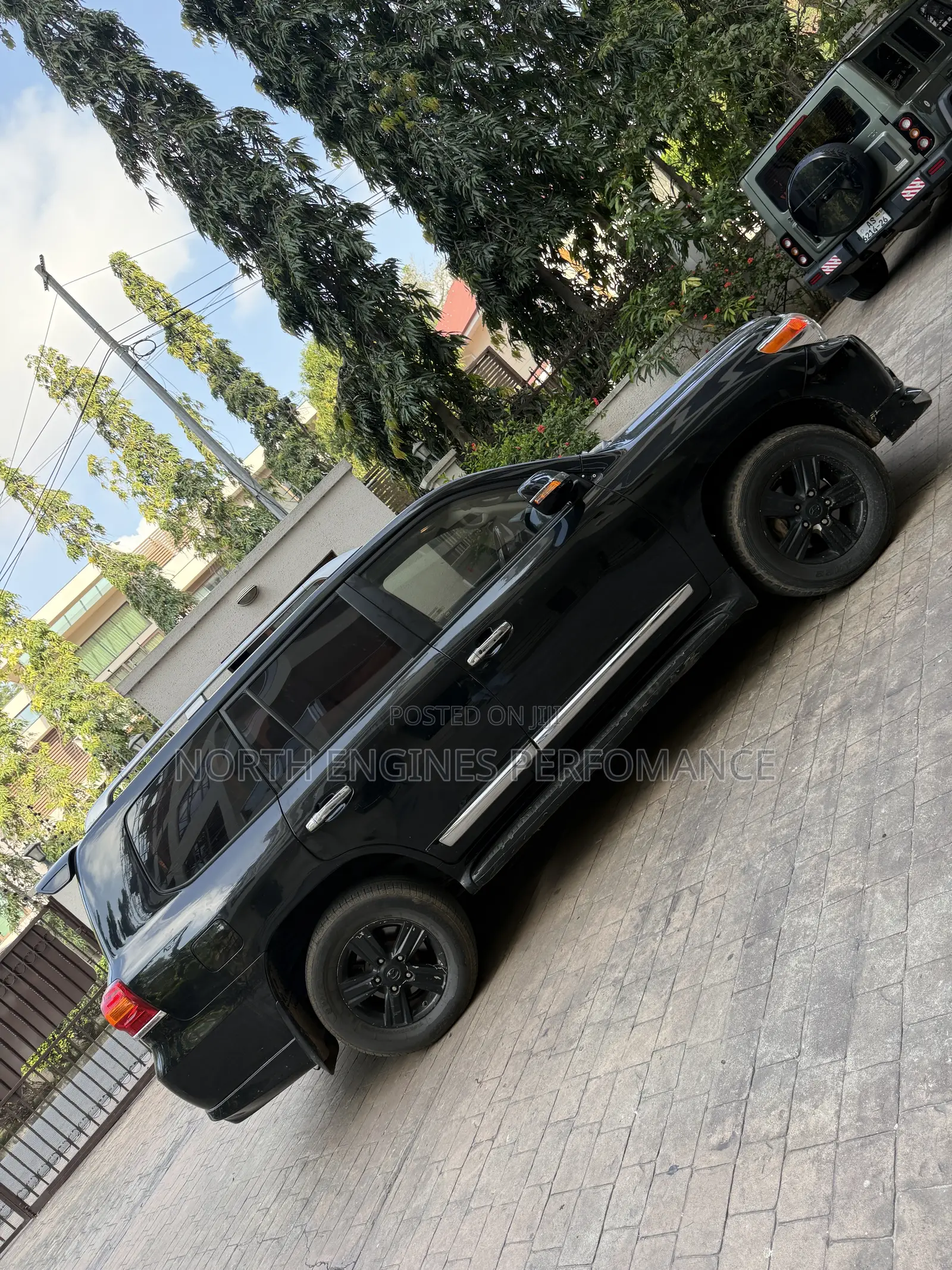 Toyota Land Cruiser 4.0 V6 GX-R 2015 Black