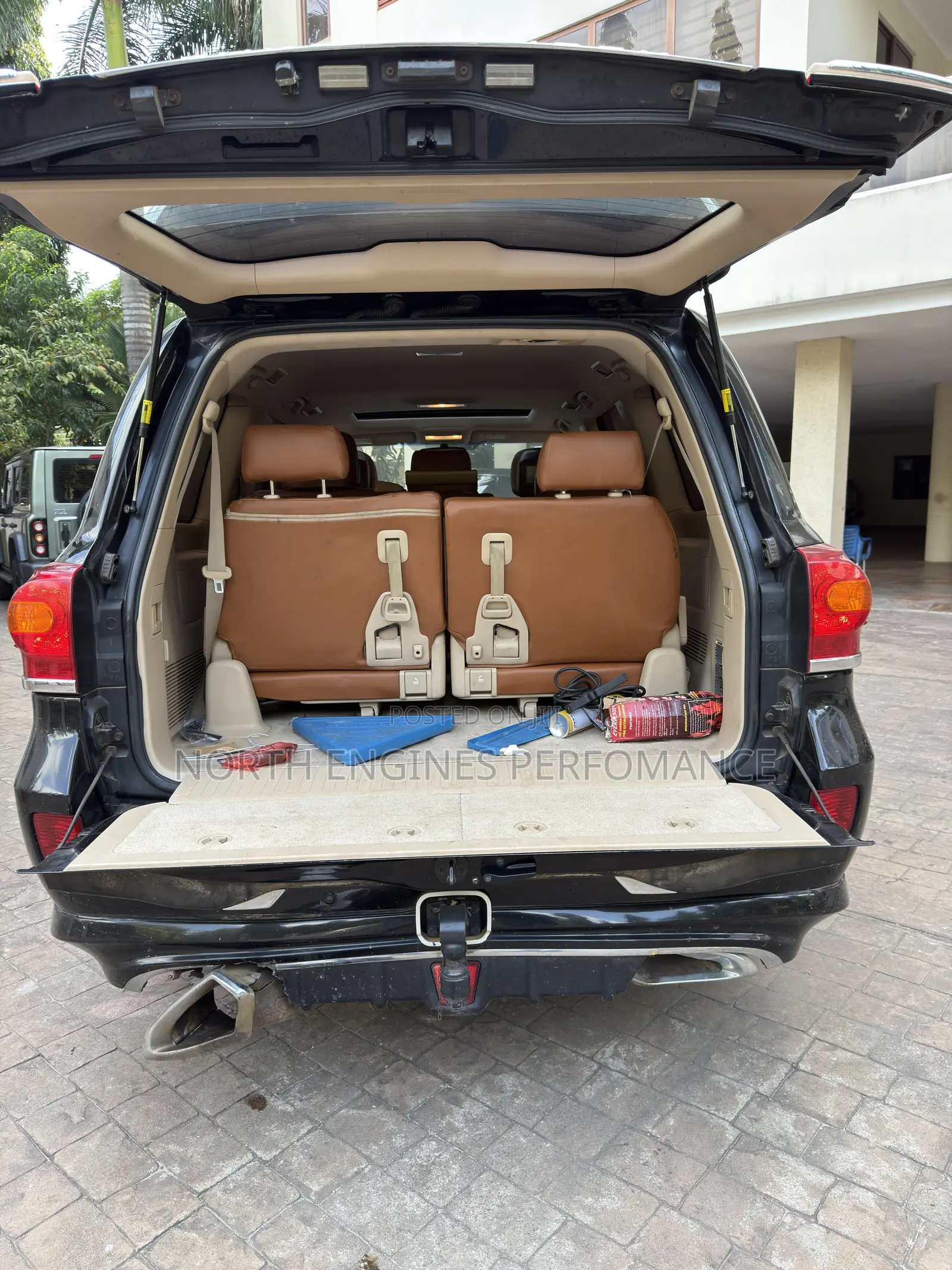 Toyota Land Cruiser 4.0 V6 GX-R 2015 Black