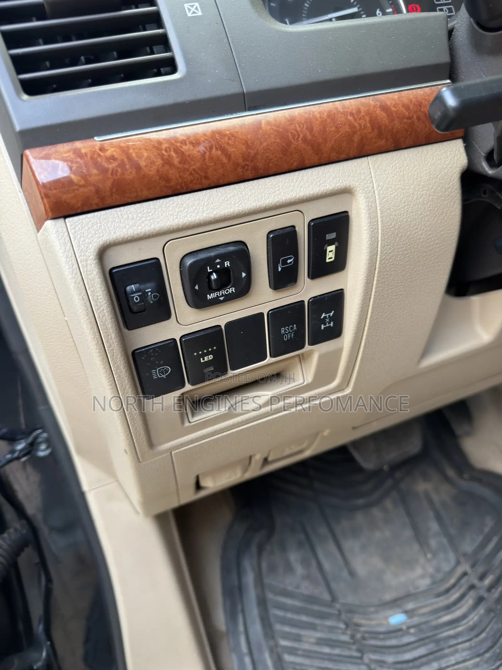 Toyota Land Cruiser 4.0 V6 GX-R 2015 Black