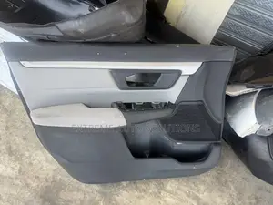2017-2022 Honda Cr-v Front Driver Interior Door Panel Scuffs