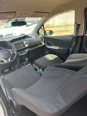 Toyota Vitz 1.3 AWD 3dr 2016 Silver