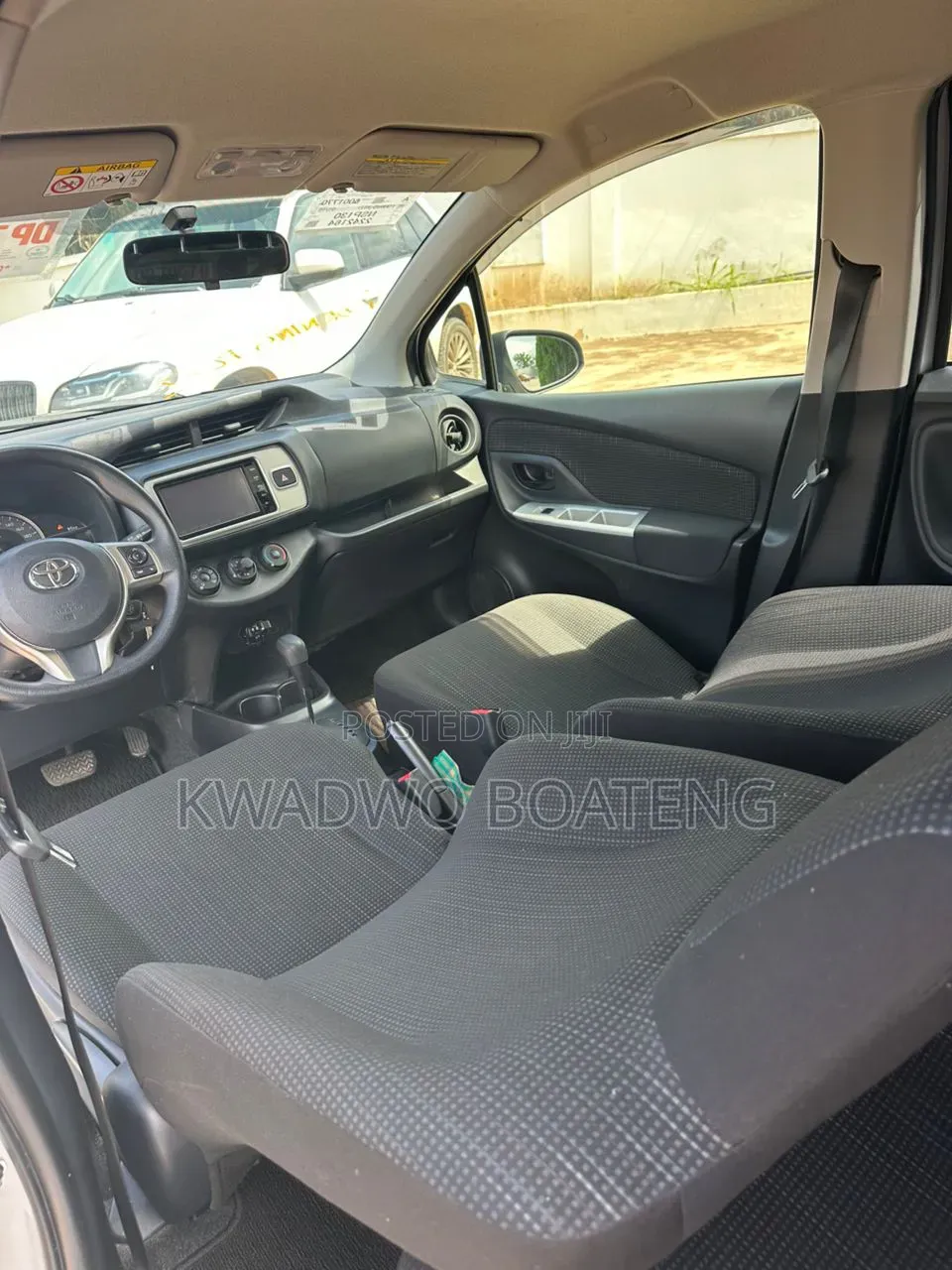 Toyota Vitz 1.3 AWD 3dr 2016 Silver