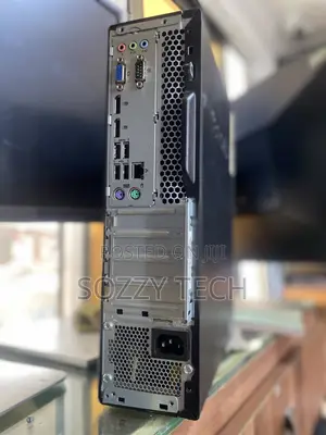 Desktop Computer Lenovo ThinkCentre M720 8GB AMD Ryzen 5 SSD 256GB