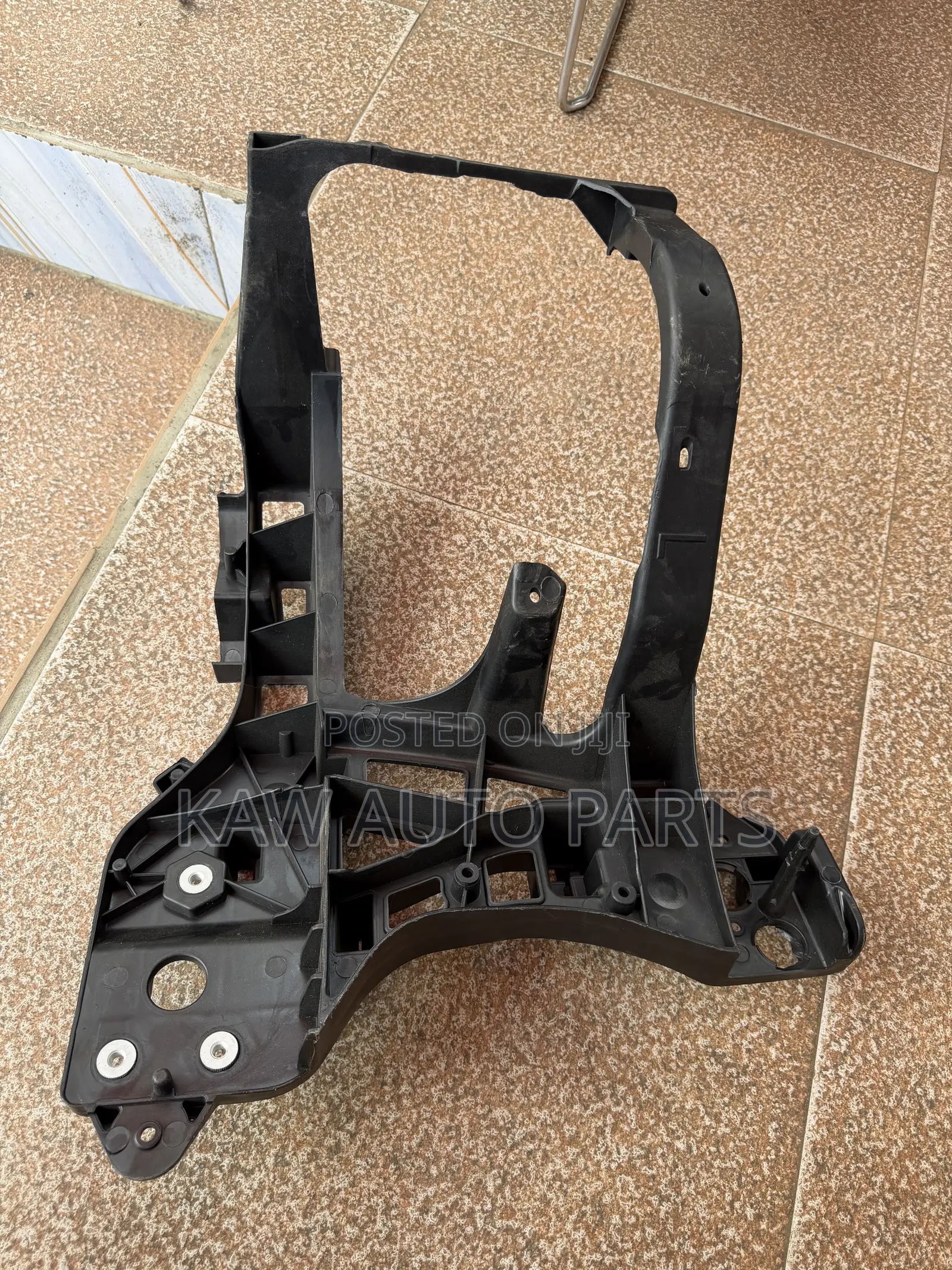 2016,2017,2018,2019,2020,2021,2022,2023 Headlight Seat for Dodge RAM