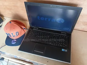 Laptop Lenovo Legion 9 8GB Intel Core i3 SSD 512GB