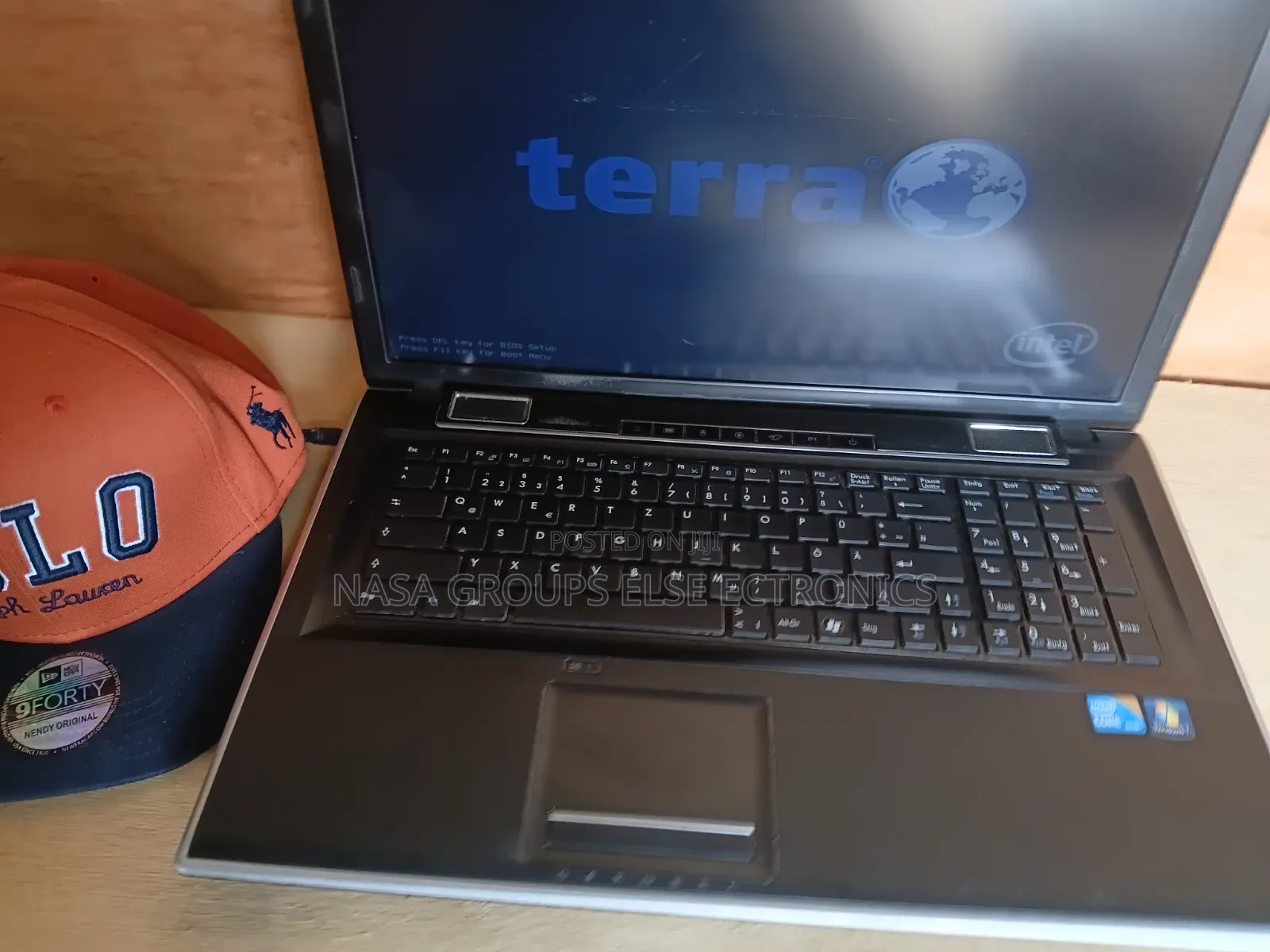 Laptop Lenovo Legion 9 8GB Intel Core i3 SSD 512GB