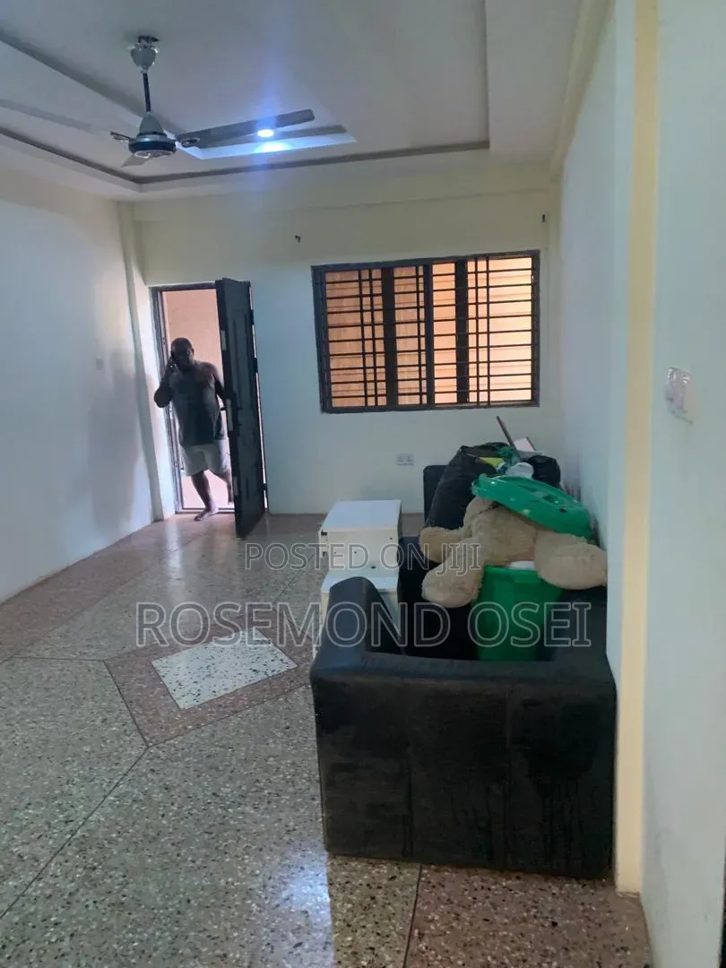 1bdrm Apartment in Adenta, Barrier for rent