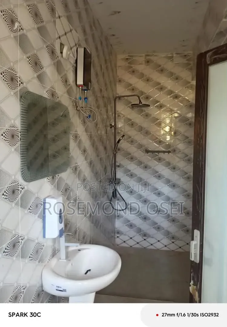 1bdrm Apartment in Zongo Junction for rent