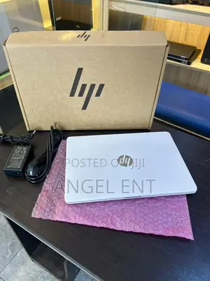 New Laptop HP 8GB SSD 128GB