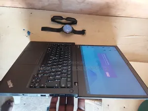 Laptop Lenovo ThinkPad T14 4GB Intel Core i7 HDD 500GB