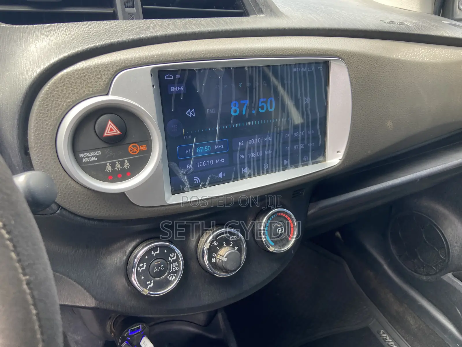 Toyota Yaris 2012 Silver