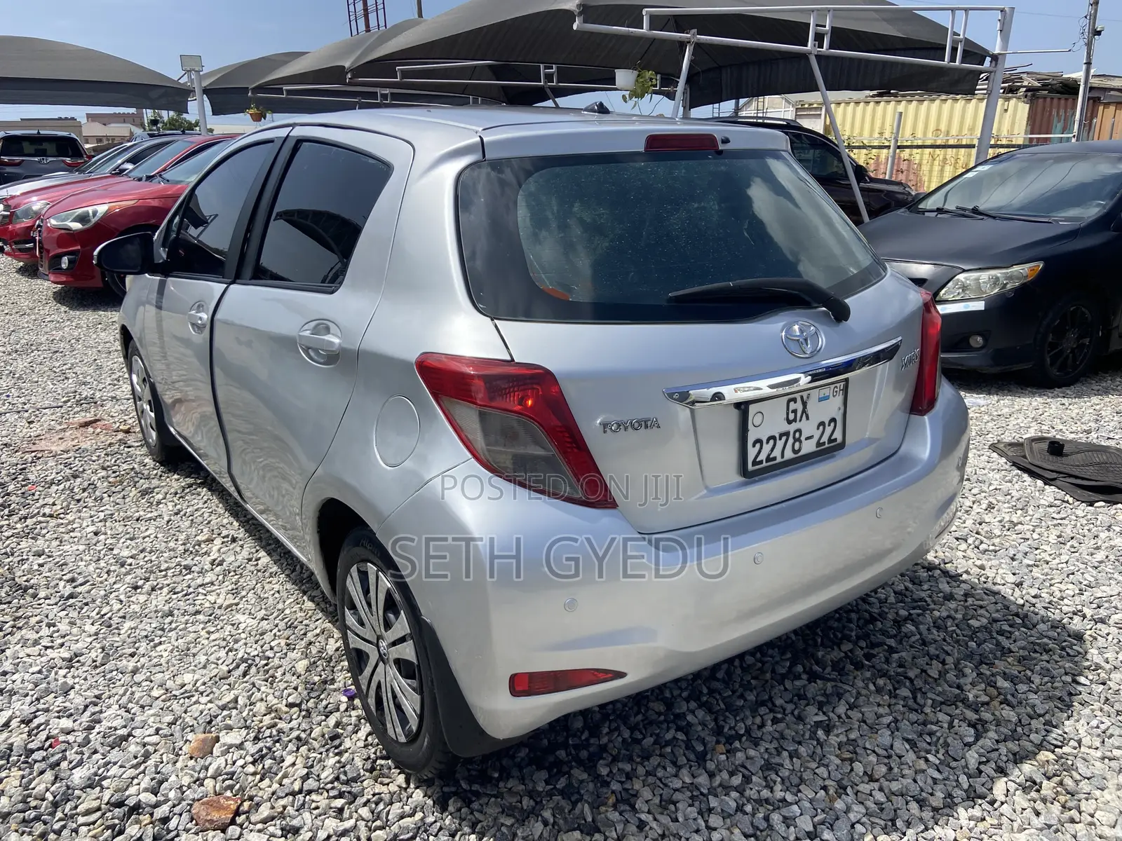 Toyota Yaris 2012 Silver