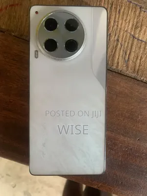 New Tecno Camon 30 256 GB White