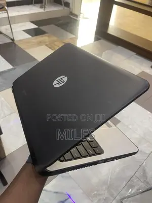 Laptop HP 15 4GB Intel HDD 320GB
