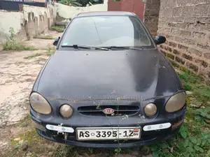 Kia Shuma 2000 Black